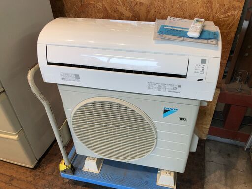 【動作保証60日間あり】DAIKIN 2018年 2.2kw 6畳用 ルームエアコン F22VTES ②【管理KR197】