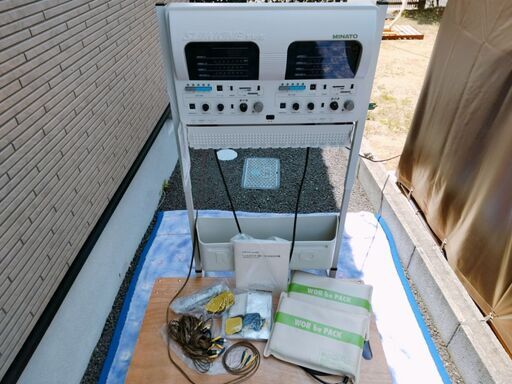 きれい 低周波治療器 ミナト スリムカイネ SK-S 2人用 キャスター付 導子2組