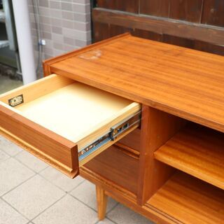 ACME Funiture(アクメファニチャー)のTRESTLES（トラッセル）テレビボードです。ワイドサイズのローボードはアメリカヴィンテージ家具を再現♪ブルックリンスタイル、西海岸スタイルなどに！