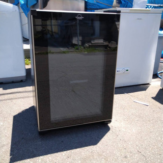 フォルスタージャパン ワインセラー FJC-85G 83L 26本収納可能