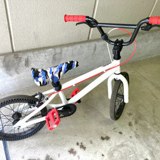 期間限定値下げ中】美品 6歳から自転車ノーパンクタイヤ FUN EASY 