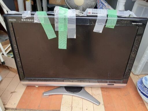 ☆SHARP　AQUOSテレビ32型　2009年製　リモコン　カードあり