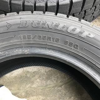 185/65R15 スタッドレス　ダンロップ　バリ目