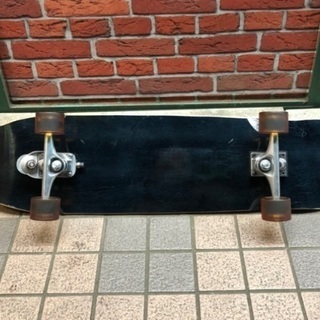 サーフスケート.スケートボード，新古品？『 波乗りのイメトレ、陸トレ