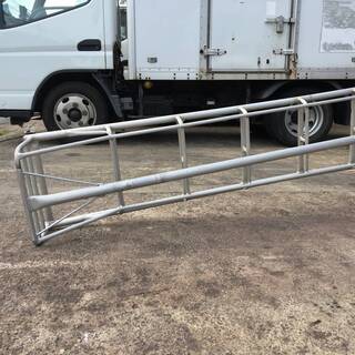 ⭕⭕⭕PH1/29　園芸用アルミはしご 12尺 剪定 作業 枝切り ステップ 三脚 脚立 約3.70m メーカー不明⭕⭕⭕