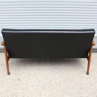 T315) ★美品★ KARIMOKU カリモク60 Kチェア 2シーター スタンダードブラック ラバートリー ウォールナット ソファ インテリア 家具