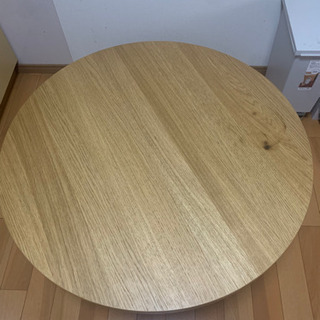 テーブル　丸型