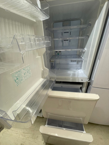 GM576【クリーニング済】SHARP 350L 2015年 大容量 3ドア 　SJ-PW35B-C　当社配達：6か月保証　お持ち帰り：1週間保証　リサイクルショップ　ケイラック朝霞田島店　ケイラック　埼玉県　朝霞市　田島　和光市　志木市　新座市　富士見市　ふじみ野市　三芳町　戸田市　蕨市　さいたま市(岩槻以外)　川越市　所沢市　上尾市　東京都　板橋区　練馬区　清瀬市 GM576【クリーニング済】SHARP 350L 2015年 大容量 3ドア SJ-PW35B-C