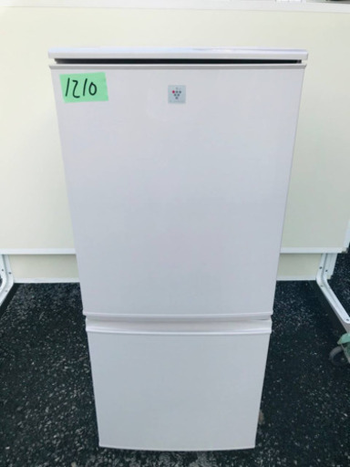 ⑤1210番 シャープ✨ノンフロン冷凍冷蔵庫✨SJ-PD14B-C‼️