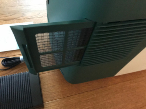 真夏のアウトドアに最適 ! Colemanポータブルフリーザークーラー25L 