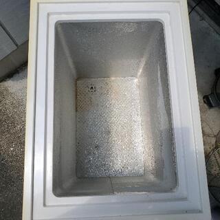 アビテラックス 上開き60L 冷凍庫 ACF-603R 2009年式