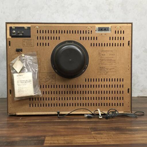 ⭐︎【レトロ家電】⭐︎SONYカラーテレビ 通電時音声確認済み 画面割れ