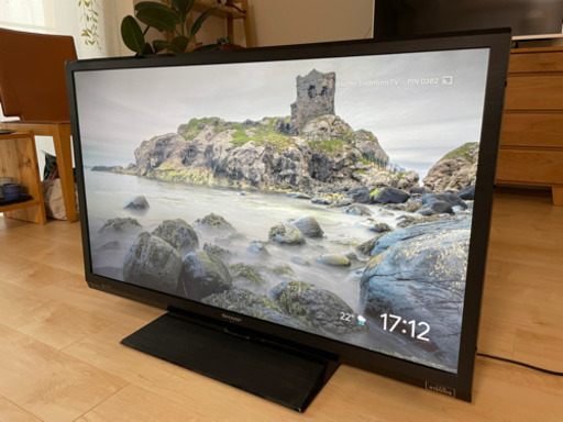 テレビ　Sharp LC-40H7  40 インチ　HD 1080p 2012年製