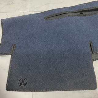 ハイラックスサーフ215.210　ムーンアイズ　ダッシュマット　15000円