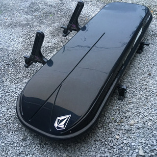 ルーフキャリアとボックス