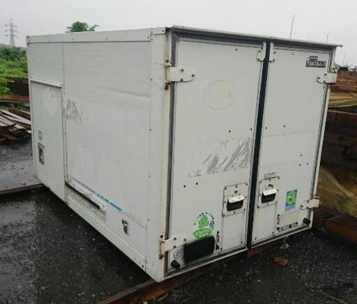 【香取市山之辺】No.N-7【3t車でも配送可】短いコンテナ 長さ約270cm×幅163cm×高さ157cmくらい 配送可 (株)トラストカーゴ