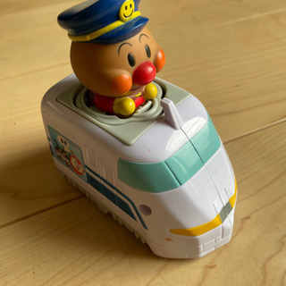 【ネット決済】アンパンマン  新幹線　おもちゃ　頭を押すと走る💨