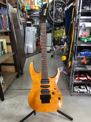 I banez J customエレキギター