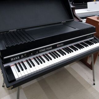 札幌市/清田区 Fender フェンダー STAGE PIANO Rhodes MarkⅡ ローズ 73鍵 電子ピアノ 中古品 音出し確認済 現状出品