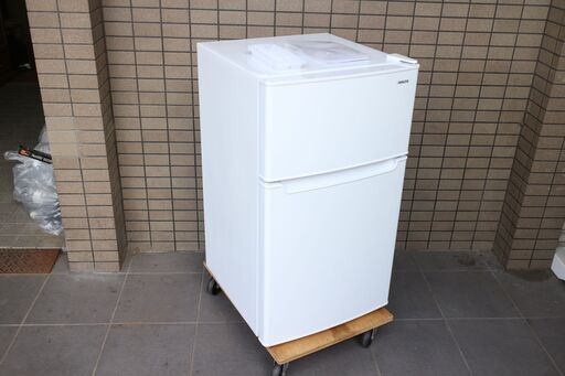 うのにもお得な情報満載！ 冷凍冷蔵庫　YFR-D90(W)  広島市内配達無料　20年製　美品　YAMAZEN  2ドア　小型　B95  冷蔵庫