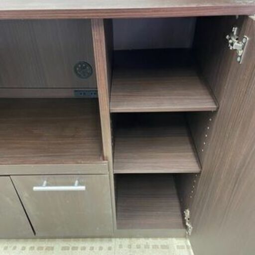 【✨✨オススメ商品✨✨】ニトリ キッチンボード キッチン収納 ブラウン基調 木製