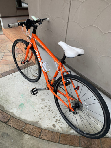 GIANT ESCAPE R3 オレンジ GIANT ESCAPE R3 700Cアルミ24速470mm RED系 GIANT ESCAPE R3 オレンジ GIANT ESCAPE R3 700Cアルミ24速470mm RED系