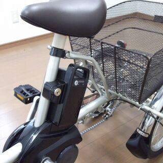 電動アシスト三輪自転車　ビビライフ　ＢＥ－ＥＬＲ８３３
