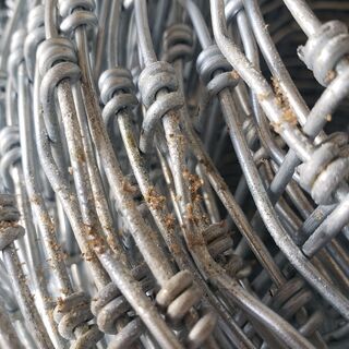 ★フェンス★1m×20m★目合5cm★線径2mm★メッキ式★約５３%OFFで入札開始★送料無料(1部地域を除く)★未使用★猪の掘り返し防止等★金網