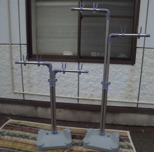 JM11788)物干し台2個セット 幅：約44cm 高さ：約165/107cm 奥行：約30cm シルバー×グレー 中古品【取りに来られる方限定】