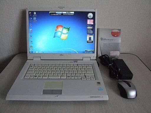 Fujitsu FMV-BIBLO NF40Y ノートパソコン　 Microsoft Office Personal 2007付属　(a138)