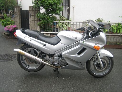 ZZR 250 少走行ノーマル仕様　動画付