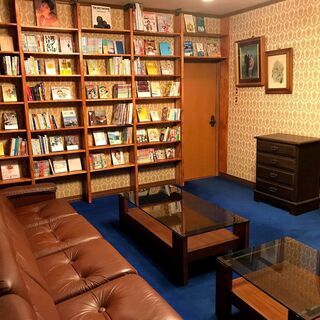 【大宮台ひだまりと本の家】レトロな洋間を読書室にしました。気分を変えてリモートワークにいかがでしょか？の画像