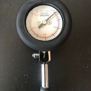 タイヤ空気圧計測器