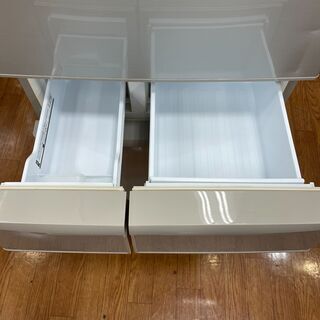 安心の6ヶ月間動作保証付！2017年製トウシバの5ドア冷凍庫 安心の6ヶ月間動作保証付！トウシバの5ドア冷凍庫