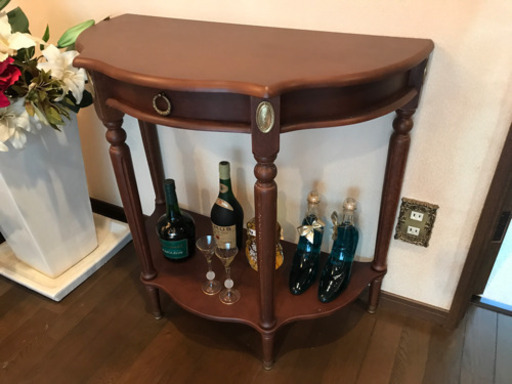 上品な家具