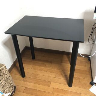 テーブル（シンプルな小さめデスク・黒）