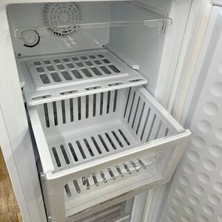 地域限定送料無料　展示未使用品【 三ツ星貿易 】エクセレンス 114L 1ドア ホームフリーザー 冷凍庫 ストッカー 自動霜取り機能付 MA-6120FF 地域限定送料無料 展示未使用品【 三ツ星貿易 】エクセレンス 114L 1