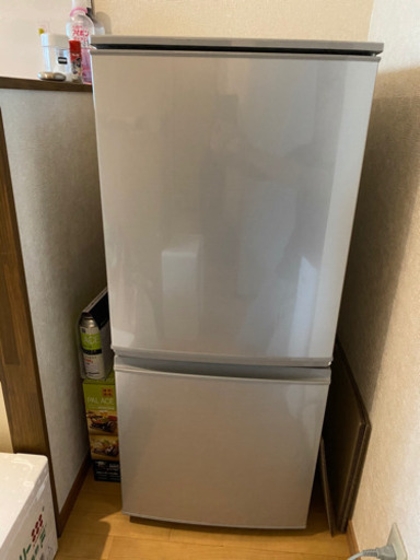 冷蔵庫　2015年式