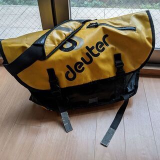 Deuter 防水ショルダーバッグ