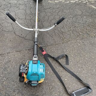 現物確認歓迎、 初期不良対応OK 整備済 刈刃新品 マキタ 4サイクル 24.5