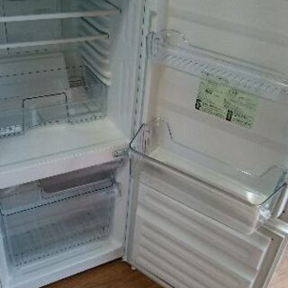 只今、商談中です。！！新生活お買い得セット！！シリーズ４４　ツインバード　HR-911型　2ドア冷凍冷蔵庫　2019年製・シャープ ES-GA4B-W　全自動洗濯機　4.5Kg 2018年製・ヤマダ電機 YMW-S18B1　電子レンジ　2017年製　3点セット！！　