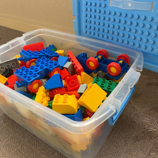 積み木も差し上げます。ブロック　組み立てブロック　おもちゃ　大量