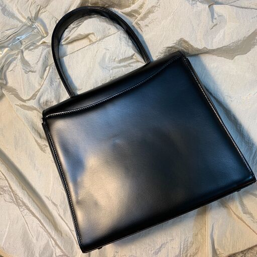 GIVENCHY 1円 GIVENCHY 日本製 レザーバッグ ジバンシィ 牛革 