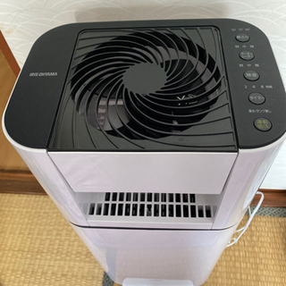 （美品！）サーキュレーター付き除湿機
