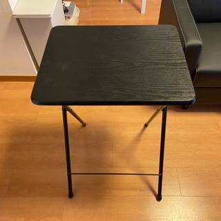 【無料】折り畳みテーブル