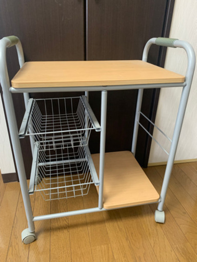 棚　キャスター付