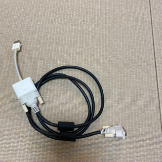 DVIケーブルとおまけMac純正HDMI to DVI変換コネクタ