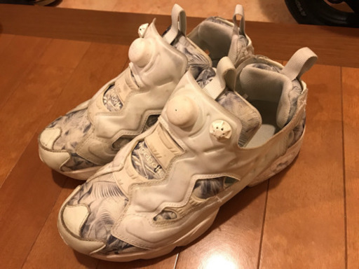 リーボック　インスタ　ポンプヒューリー