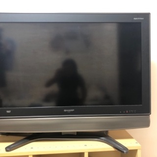 【無料】AQUOS37型テレビ