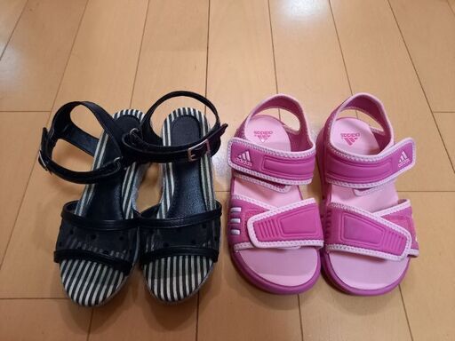 サンダル セット 子供 シューズ ピンク ブラック 女の子 21センチ Nn 中山寺のキッズ用品 子供用シューズ の中古あげます 譲ります ジモティーで不用品の処分 サンダル セット 子供 シューズ ピンク ブラック 女の子 21センチ Nn 中山寺のキッズ用品 子供用シューズ の中古あげます 譲ります ジモティーで不用品の処分